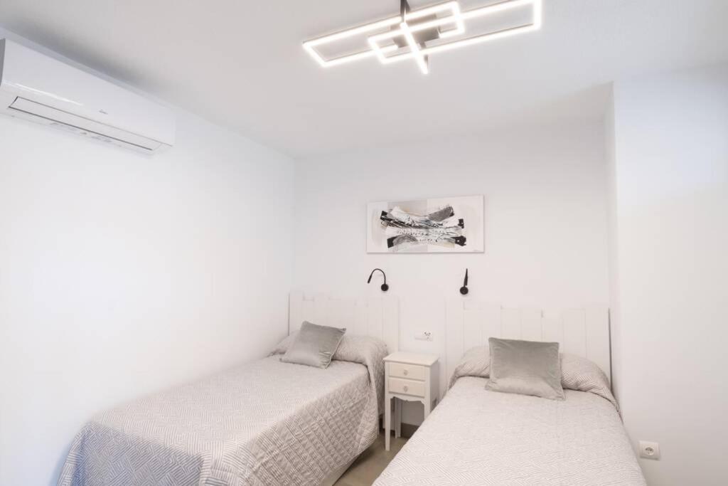 Apartamento Entero A 1 Minuto De La Playa Benidorm Eksteriør bilde